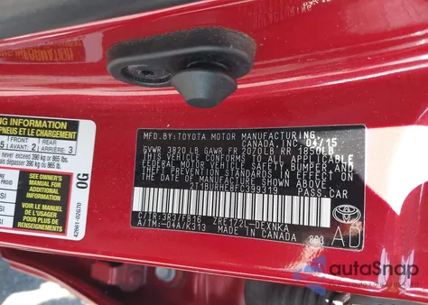 2015 Toyota Corolla Le z USA, uszkodzony, nr VIN 2T1BURHE8FC399319